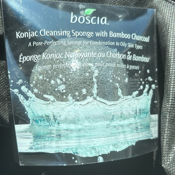 Boscia Bamboo Charcoal Cleansing Sponge - Picture 1 of 4